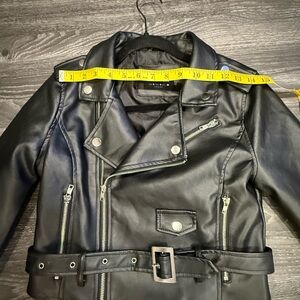 Ashley Outerwear motorcycle jacket PU Faux Leather Jacket - Size Small